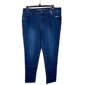 Avenue 1432 Denim Dark Wash Skinny Jean Size 18 Average
